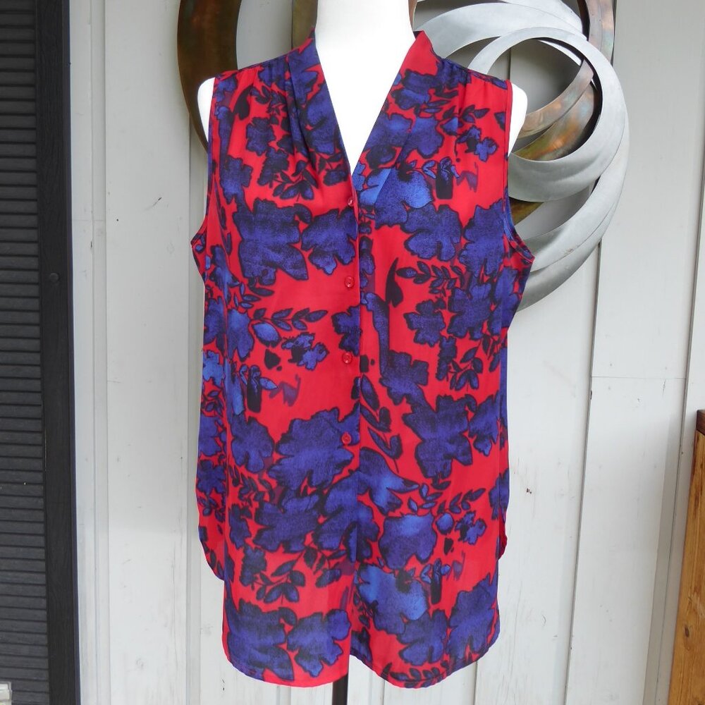 Sleeveless V Neck  Red & Blue Print Tunic Blouse, Size Lg